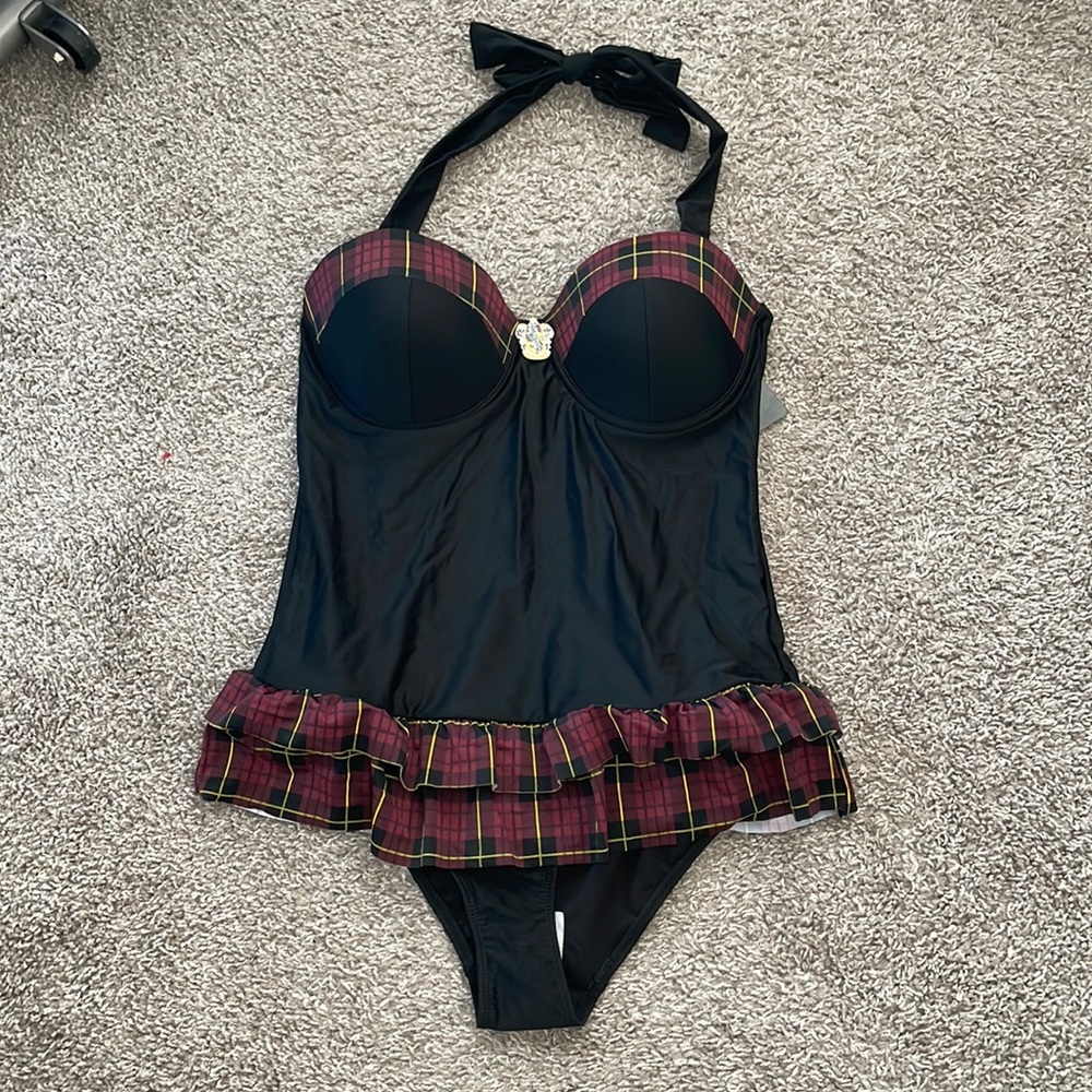 One piece Harry Potter Gryffindor swimsuit BNWT